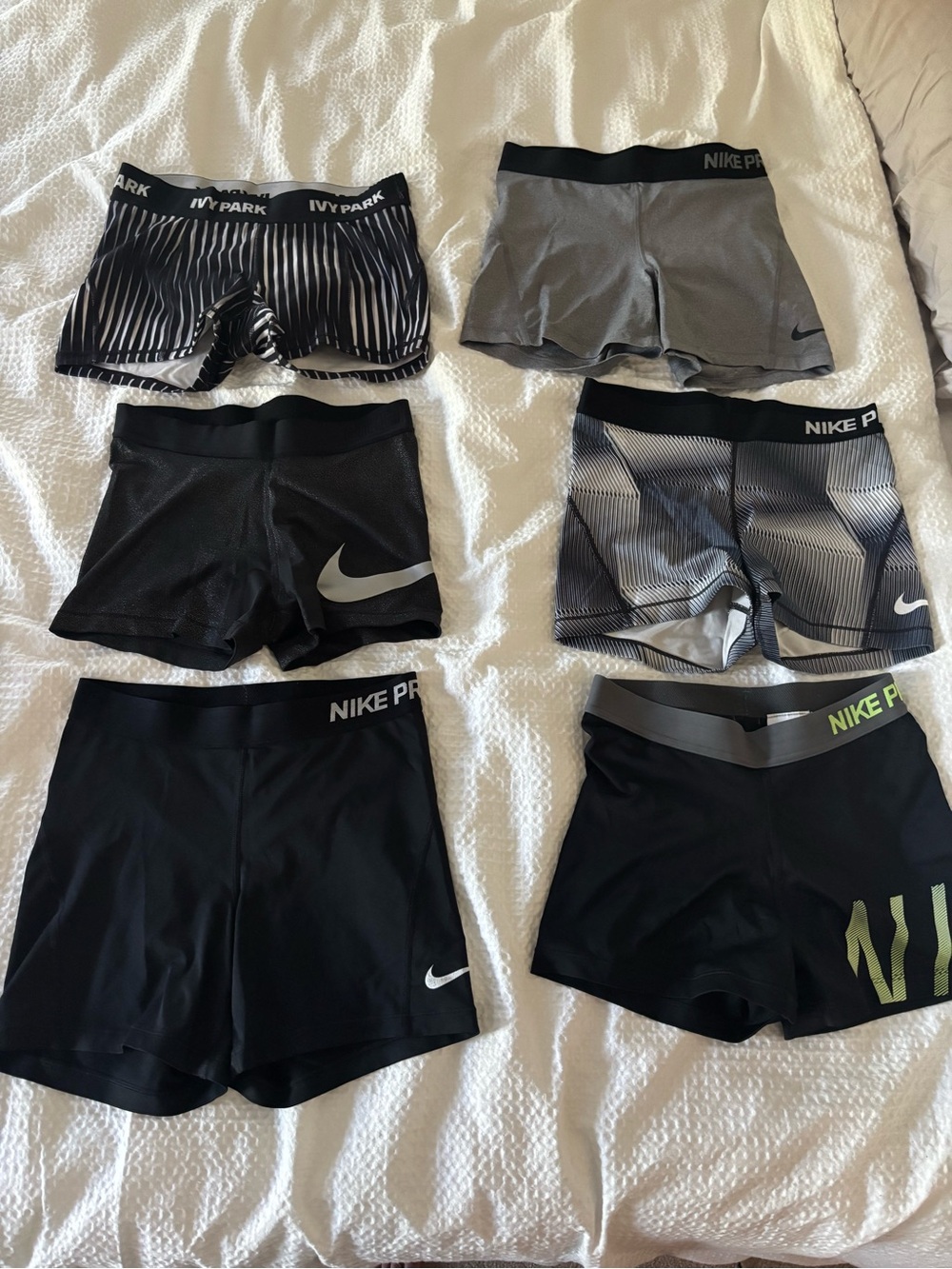 Women’s Nike Pros + Ivy Park Spandex Size S & M